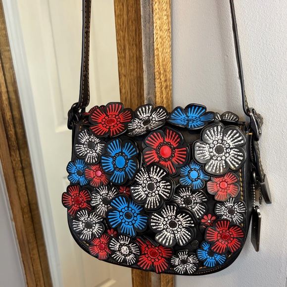 Coach Handbags - Coach Tea Rose Appliqué Leather Saddle Bag/Floral Crossbody/Black